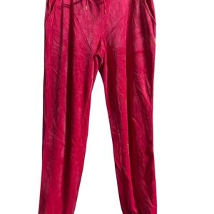 Juicy Couture pink Pants and hoodie set no tags
Pant size M
Hoodie size L